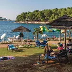 Сasa de vacaciones Pet Friendly In Tar *