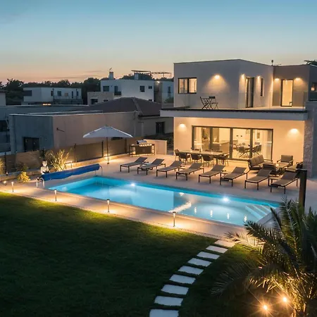 Сasa de vacaciones Pet Friendly In Tar *