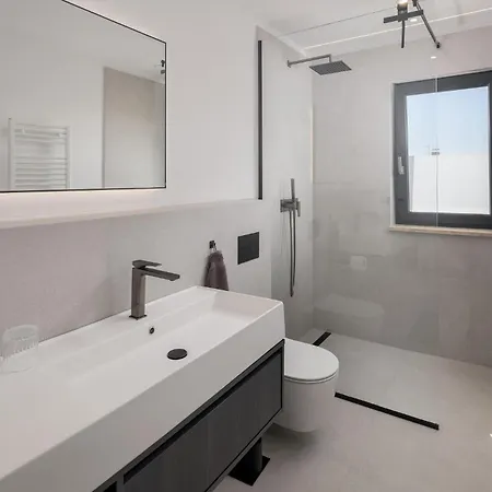Beautiful Home In Tar Tar-Vabriga