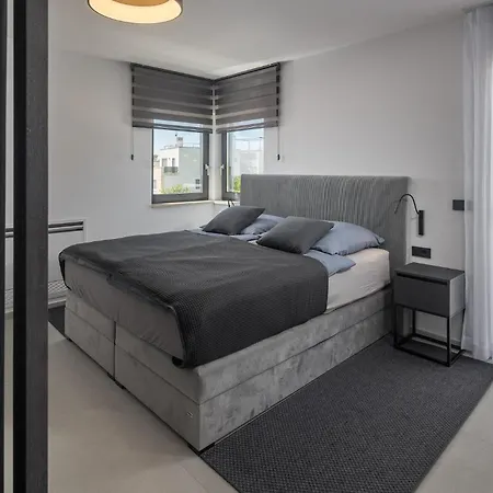 Beautiful In Tar Tar-Vabriga