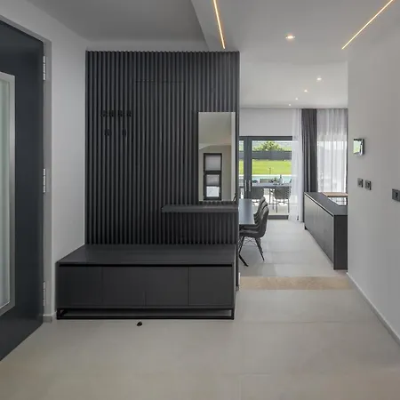 Beautiful Home In Tar * Tar-Vabriga